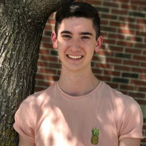 Meet your Posher, Zachary